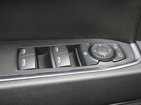 Used 2024 GMC Sierra 1500 Elevation RWD image 12