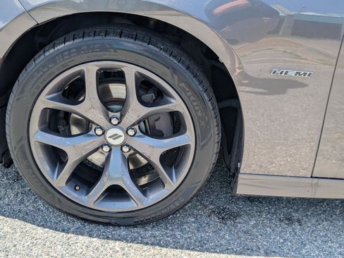 Used 2019 Dodge Charger R/T RWD image 3