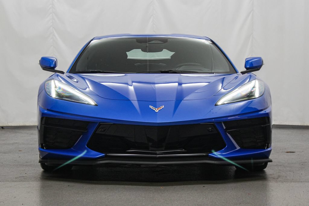 Used 2025 Chevrolet Corvette Stingray Preferred Cpe w/ Stealth Interior Trim Package RWD image 4
