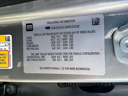 Used 2024 GMC Yukon AT4 w/ AT4 Premium Plus Package image 31