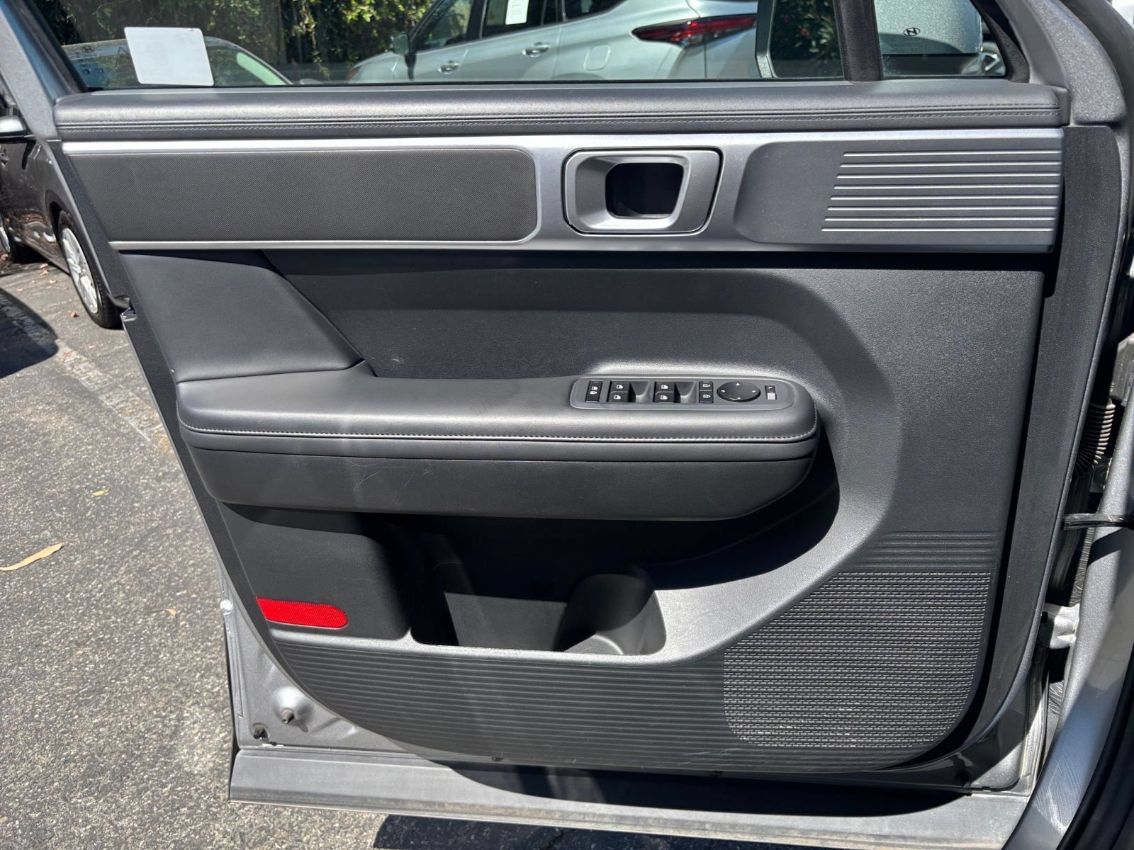 Used 2025 Hyundai Santa Fe SEL AWD/4WD image 18