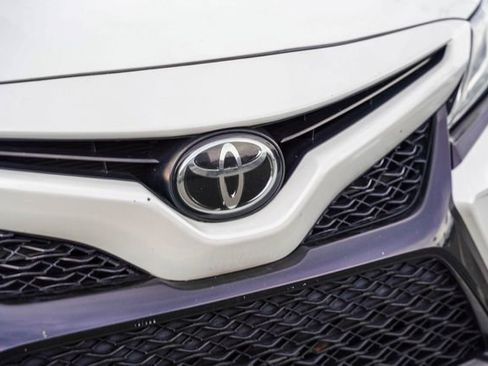 Used 2020 Toyota Camry XSE image 5