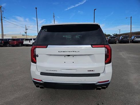 Used 2025 GMC Yukon Denali image 4