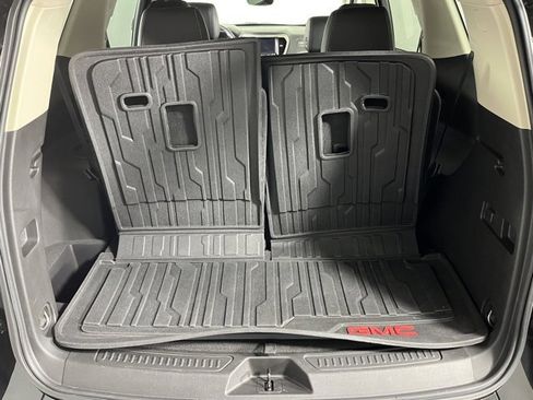 Used 2021 GMC Acadia Denali w/ Denali Ultimate Package image 43