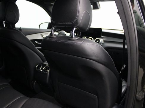 Used 2022 Mercedes-Benz GLC 300 4MATIC image 24