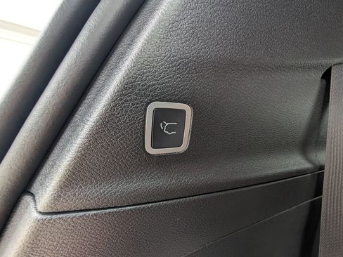 New 2026 Chrysler Pacifica Select w/ S Appearance Package image 42