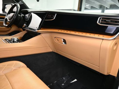 Used 2022 Jeep Grand Wagoneer Series III w/ Rear Seat Video Group 1 image 60