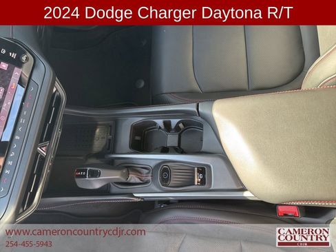 New 2024 Dodge Charger R/T w/ Plus Group image 12