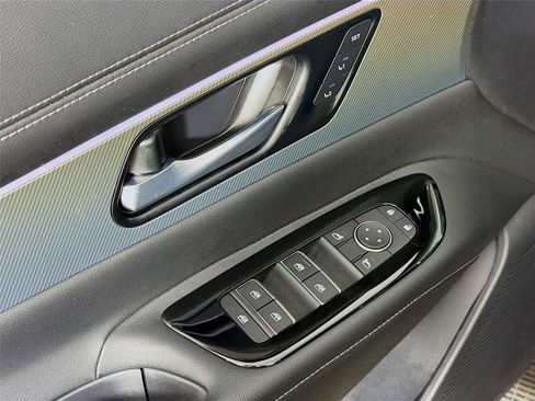 Used 2025 Nissan Murano SL AWD/4WD image 20
