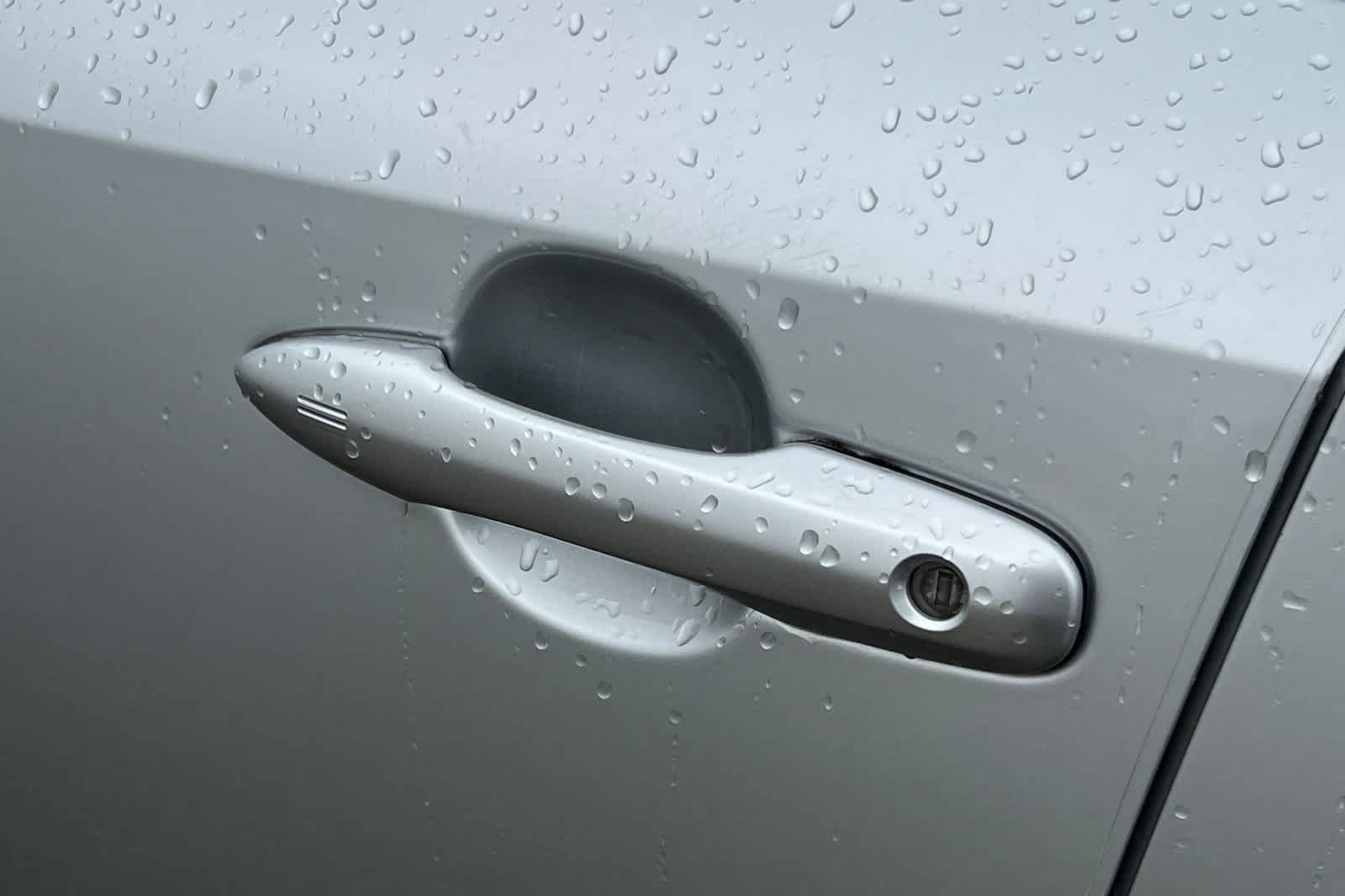 Used 2020 Toyota Corolla LE FWD image 10