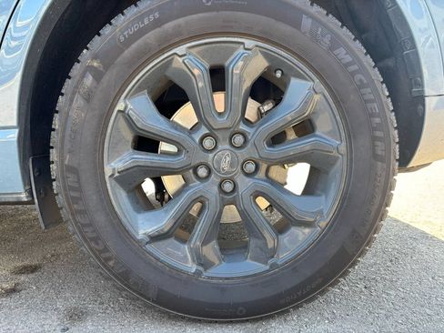 Used 2023 Ford Escape ST-Line w/ Tech Pack #1 AWD/4WD image 9