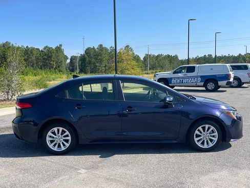 Used 2023 Toyota Corolla LE FWD image 22
