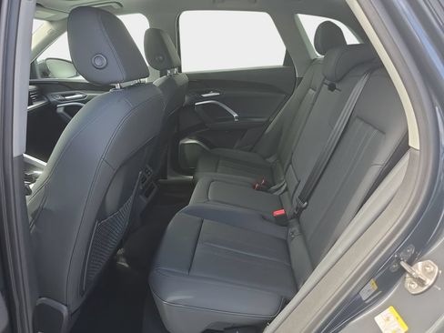 Certified 2025 Audi Q5 Premium w/ Convenience Package AWD/4WD image 24