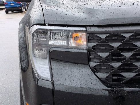 New 2026 Ford Maverick XLT image 9