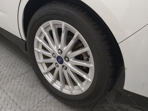 Used 2016 Ford C-MAX SE image 31