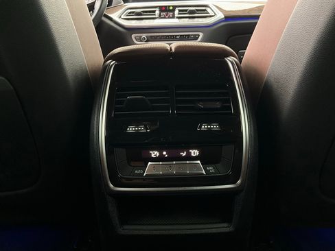 Used 2023 BMW X5 xDrive40i w/ Luxury Seating Package image 13