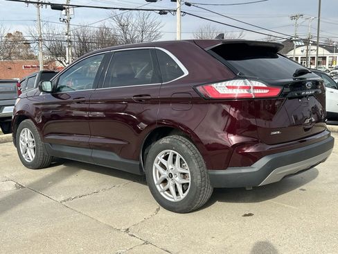 Used 2023 Ford Edge SEL image 9