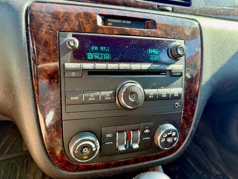 Used 2012 Chevrolet Impala LT w/ LT Sunroof Package FWD image 20