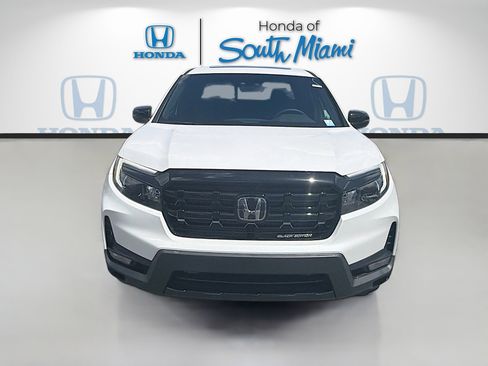 New 2026 Honda Ridgeline Black Edition image 2