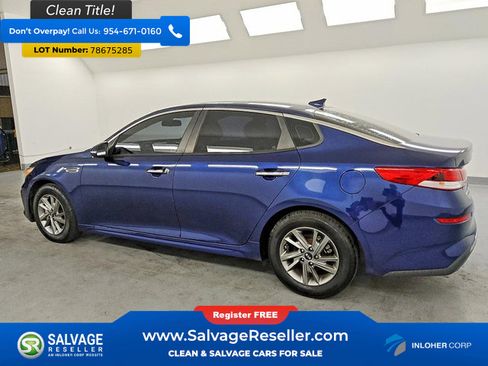 Used 2019 Kia Optima LX image 3