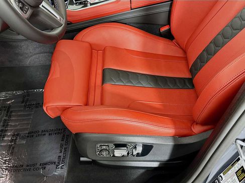 Used 2026 BMW X6 M Competition w/ Executive Package image 21