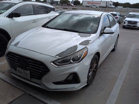 Used 2018 Hyundai Sonata SE FWD image 1