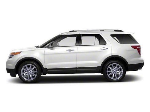Used 2013 Ford Explorer XLT image 3