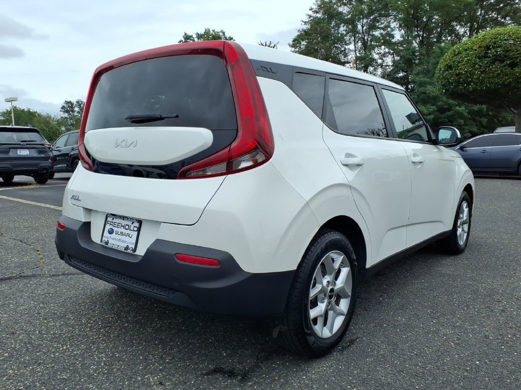 Used 2022 Kia Soul LX w/ Technology Package FWD image 19