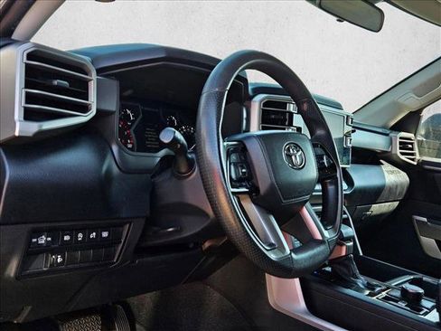 Used 2022 Toyota Tundra SR5 image 7