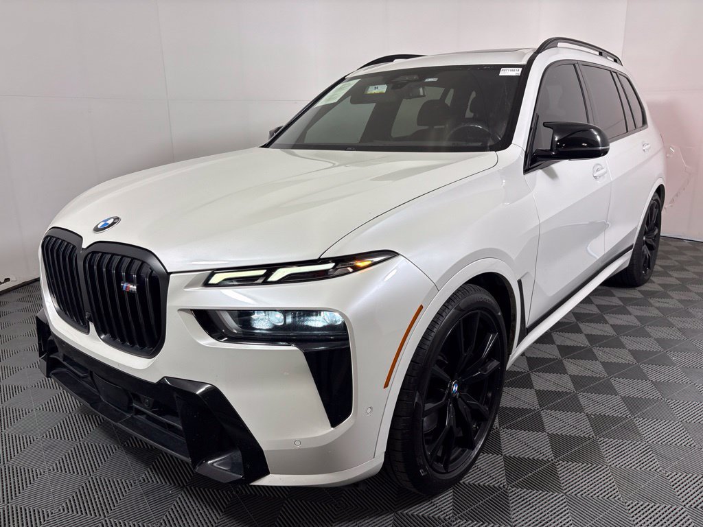 Used 2024 BMW X7 M60i w/ Executive Package AWD/4WD image 2
