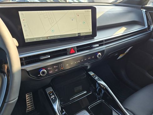 New 2026 Kia Sorento SX Prestige image 28