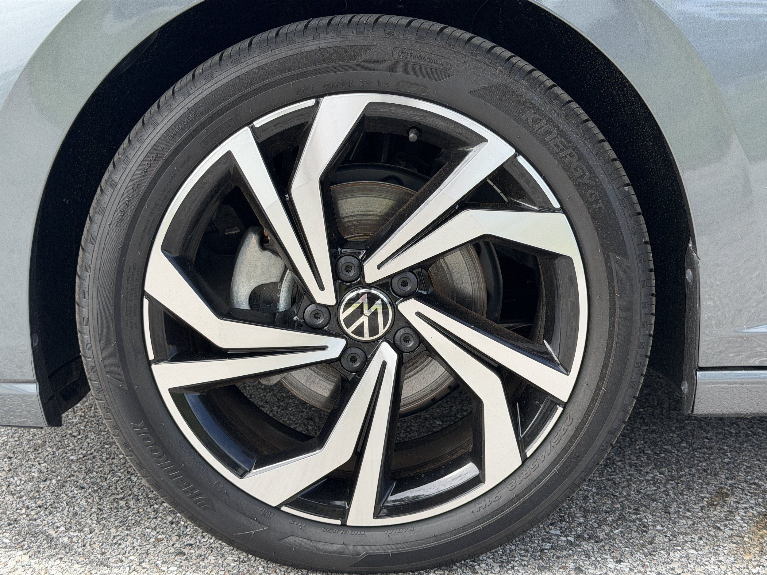 New 2026 Volkswagen Jetta SEL FWD image 34