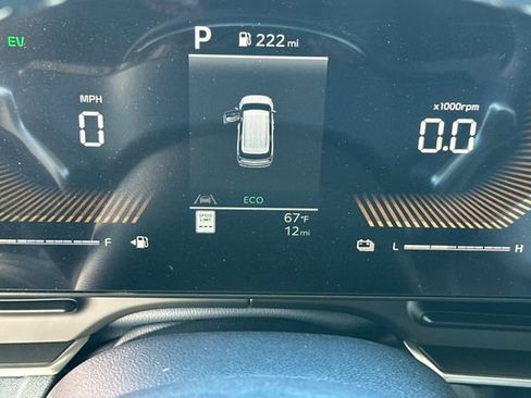 New 2026 Kia Carnival EX FWD image 31