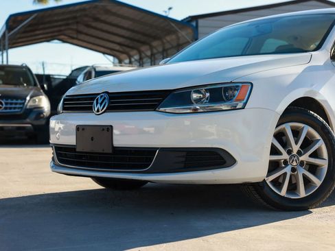 Used 2013 Volkswagen Jetta SE image 24
