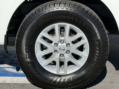Used 2017 Nissan Frontier SV RWD image 13