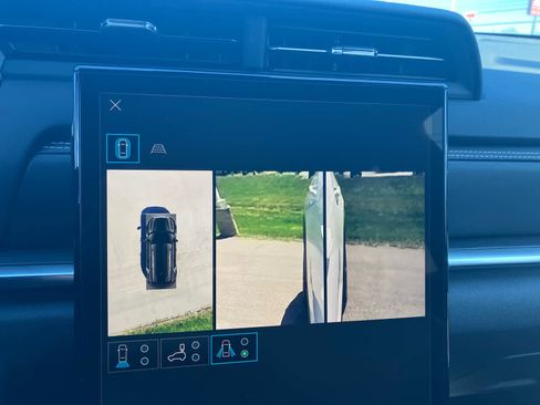 New 2026 GMC Terrain Elevation w/ Elevation Premium Package image 24