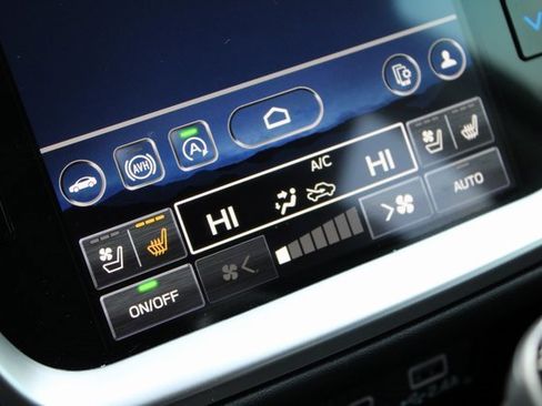 Certified 2025 Subaru Outback Touring XT image 22