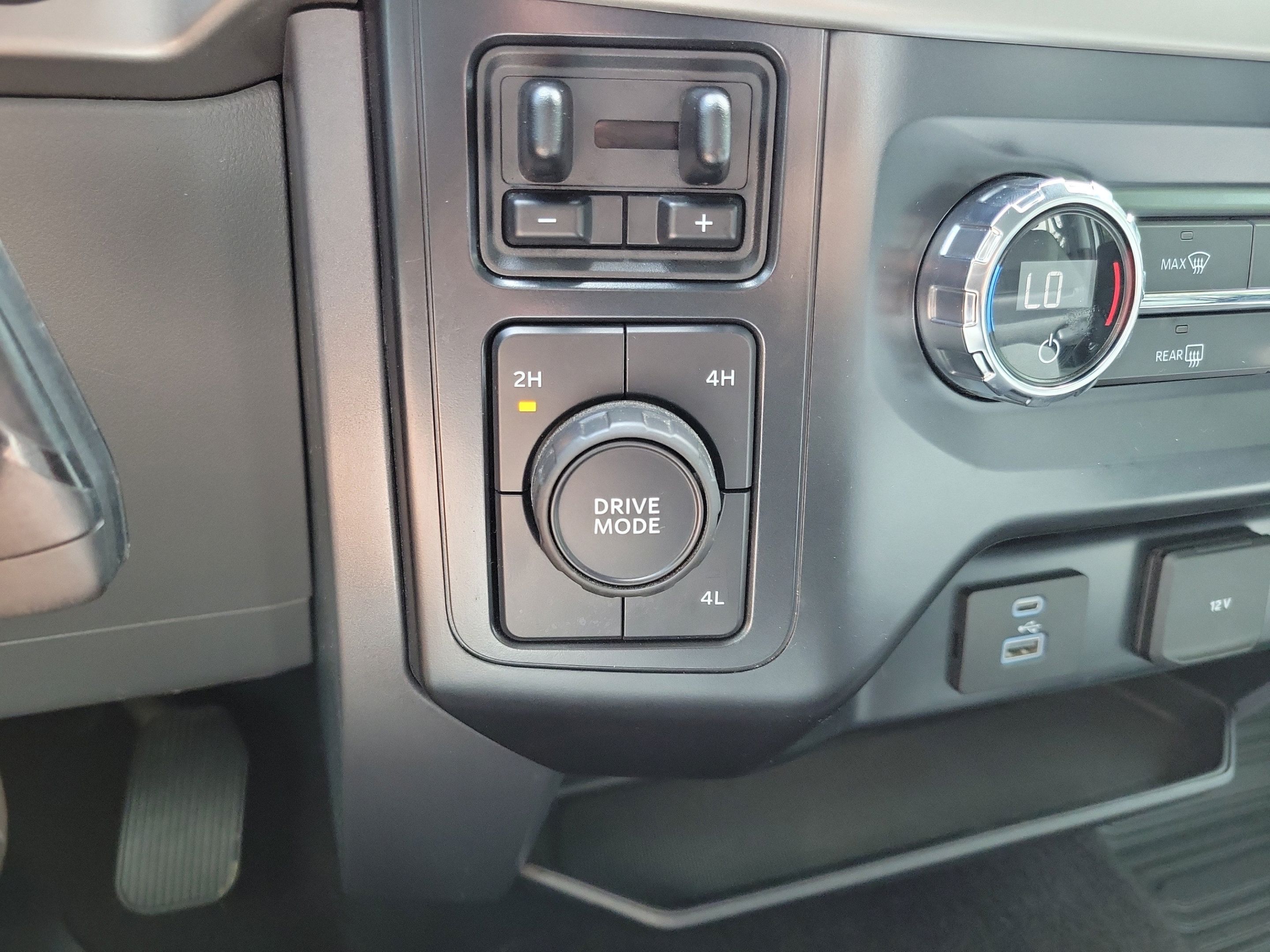 Used 2021 Ford F150 XLT w/ Equipment Group 301A Mid AWD/4WD image 30