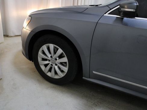 Used 2013 Volkswagen Passat TDI SEL Premium image 7