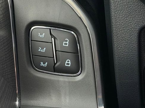 Used 2024 Ford F250 Platinum AWD/4WD image 22