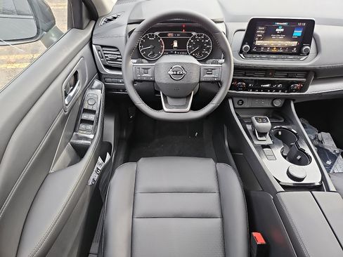 New 2026 Nissan Rogue SV image 8