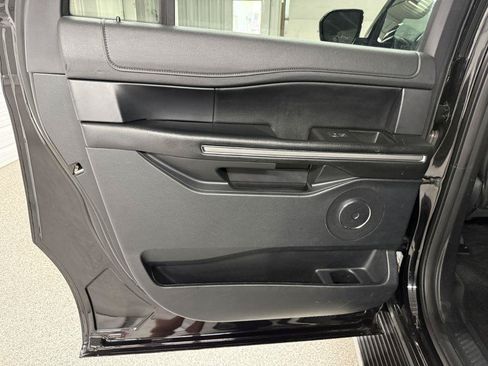 Used 2021 Ford Expedition Max XLT AWD/4WD image 33