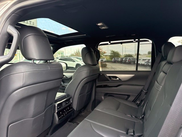 Used 2024 Lexus LX 600 F Sport AWD/4WD image 13