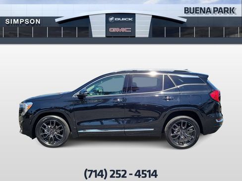 Used 2024 GMC Terrain Denali w/ Black Diamond Edition AWD/4WD image 5