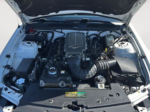 Used 2008 Ford Mustang GT RWD image 14