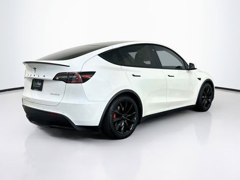 Used 2020 Tesla Model Y Performance AWD/4WD image 9