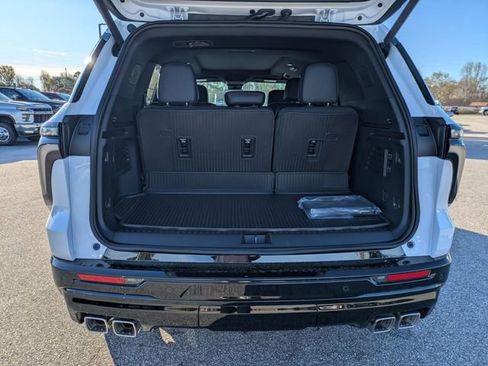 New 2026 Chevrolet Traverse RS w/ LPO, Floor Liner Package image 33