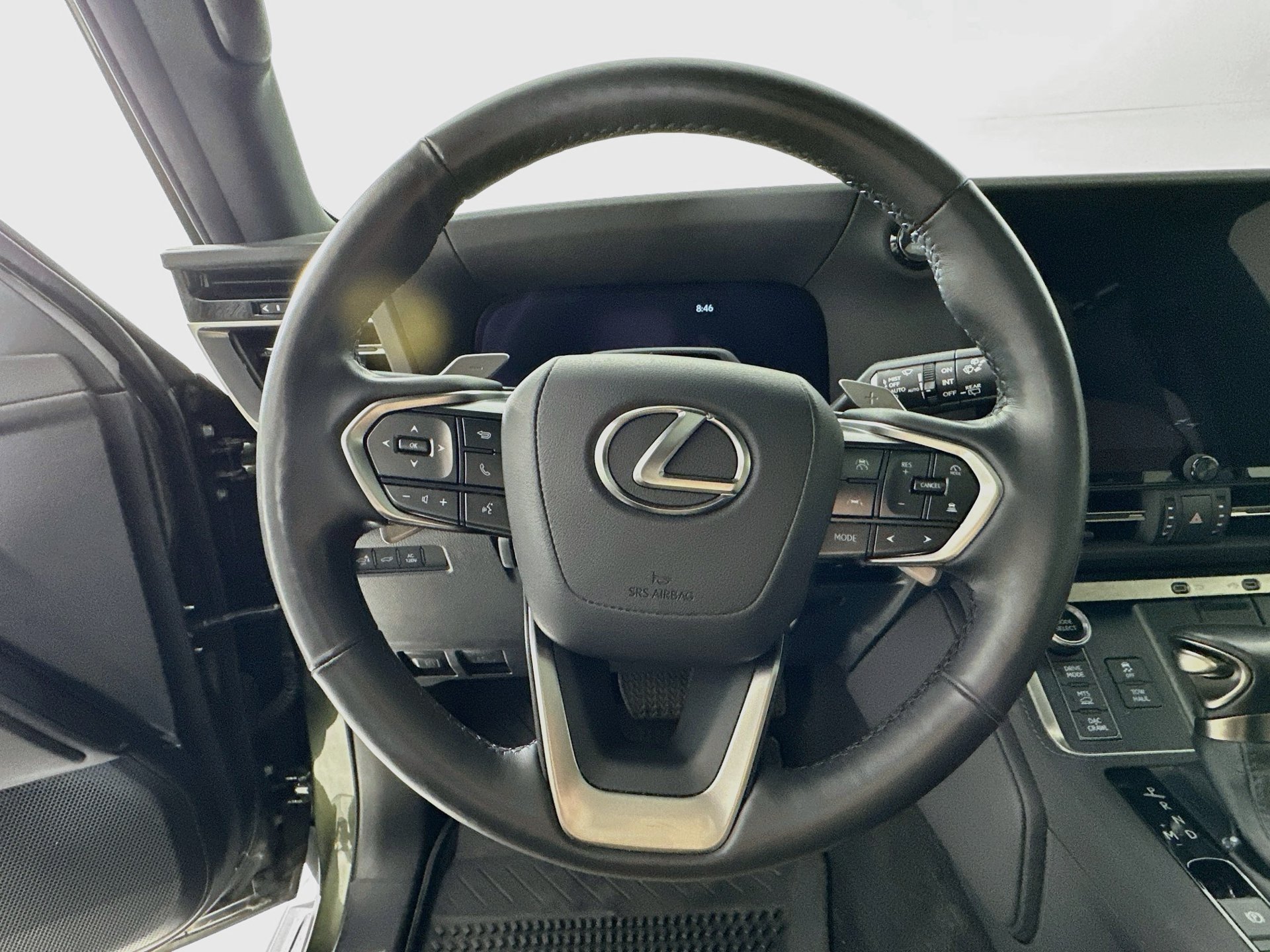 Used 2024 Lexus GX 550 AWD/4WD image 12