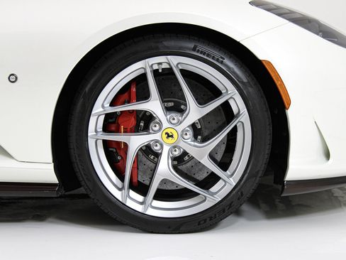 Certified 2020 Ferrari 812 Superfast RWD image 16