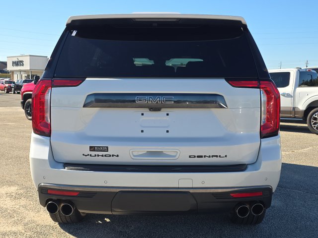Used 2023 GMC Yukon Denali Ultimate AWD/4WD image 4